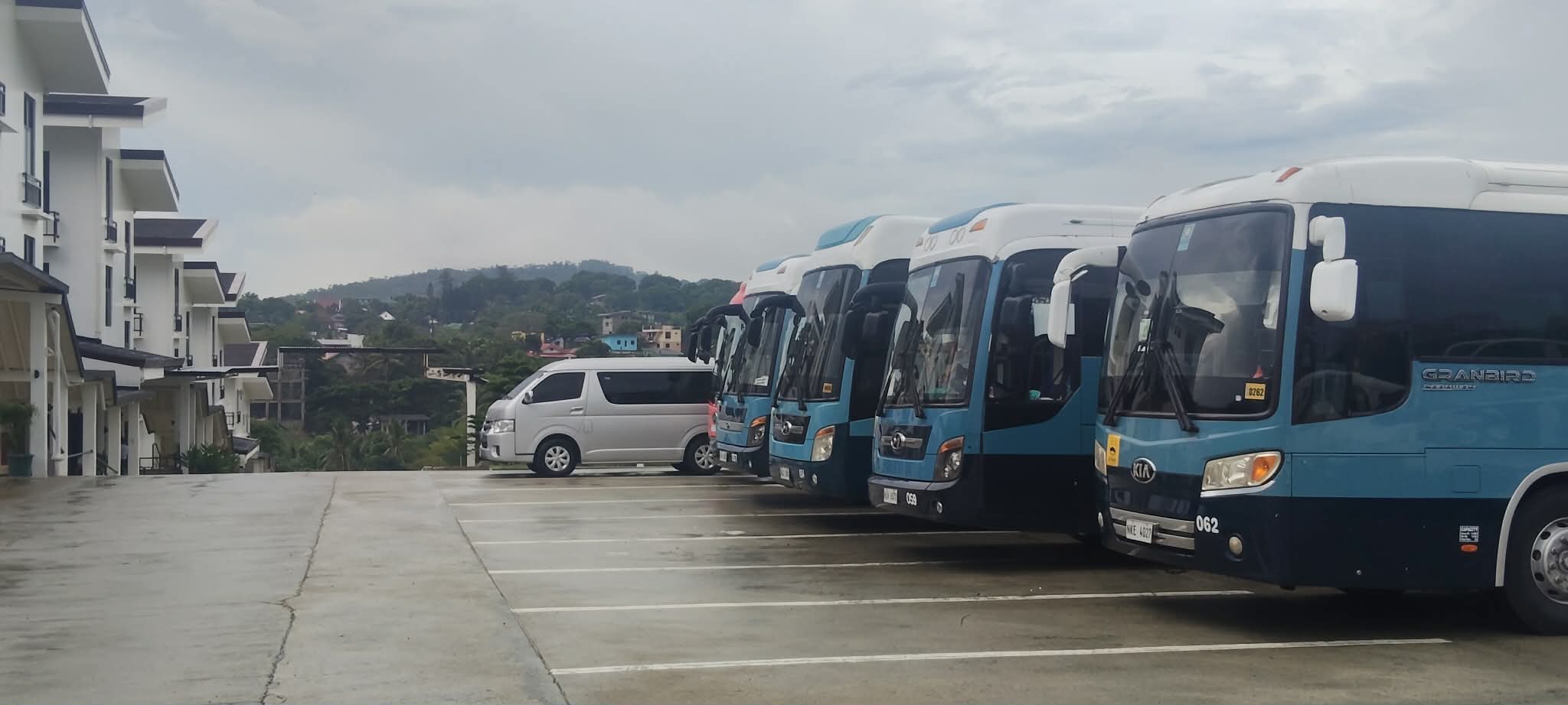 tourist bus, tourist transportation, bus for rent, cct, tagaytay